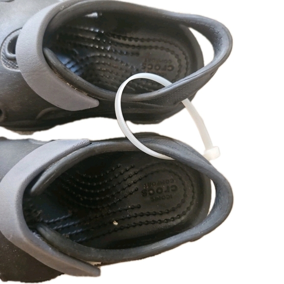 Crocs Black Classic All-Terrain Toddler Boys' Clogs C7 - Picture 9 of 11